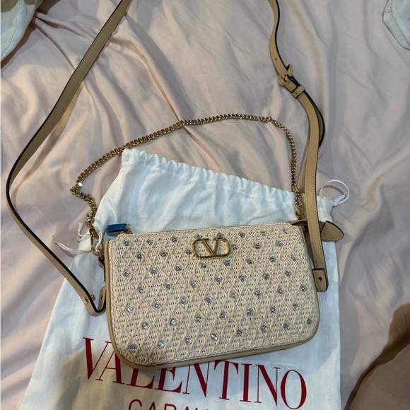 Valentino Beige Crossbody Bag Vlogo embellished faux raffia - Picture 14 of 16